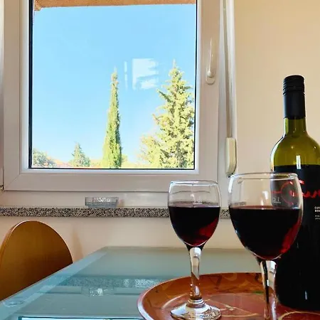 Solaris - Antonela - With Private Parking Apartman