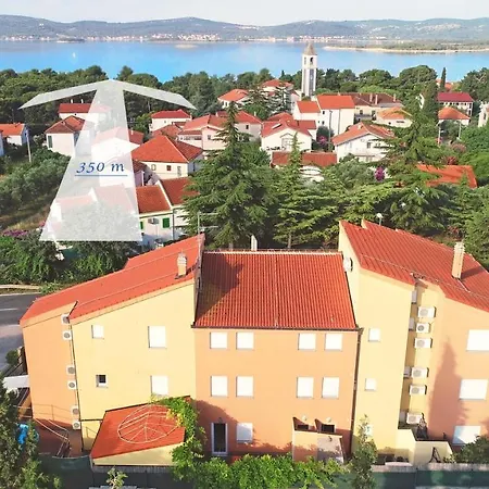 Appartamento Solaris Antonela Modern & Comfortable Apartments With Free Private Parking