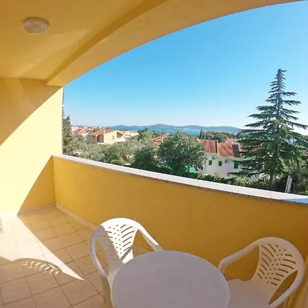Solaris Antonela Modern With Sea View & Free Private Parking
