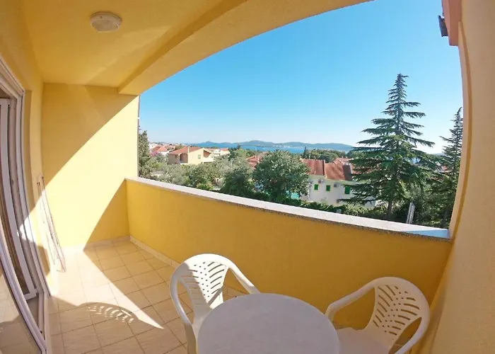 Solaris Antonela Modern With Sea View & Free Private Parking