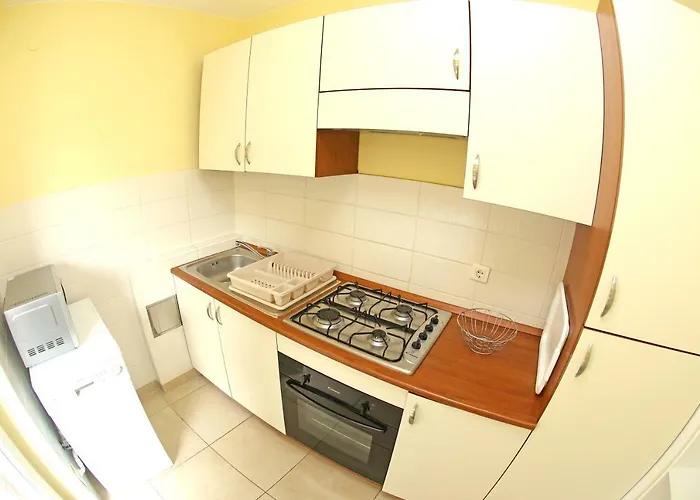 Solaris Antonela Modern With Sea View & Free Private Parking